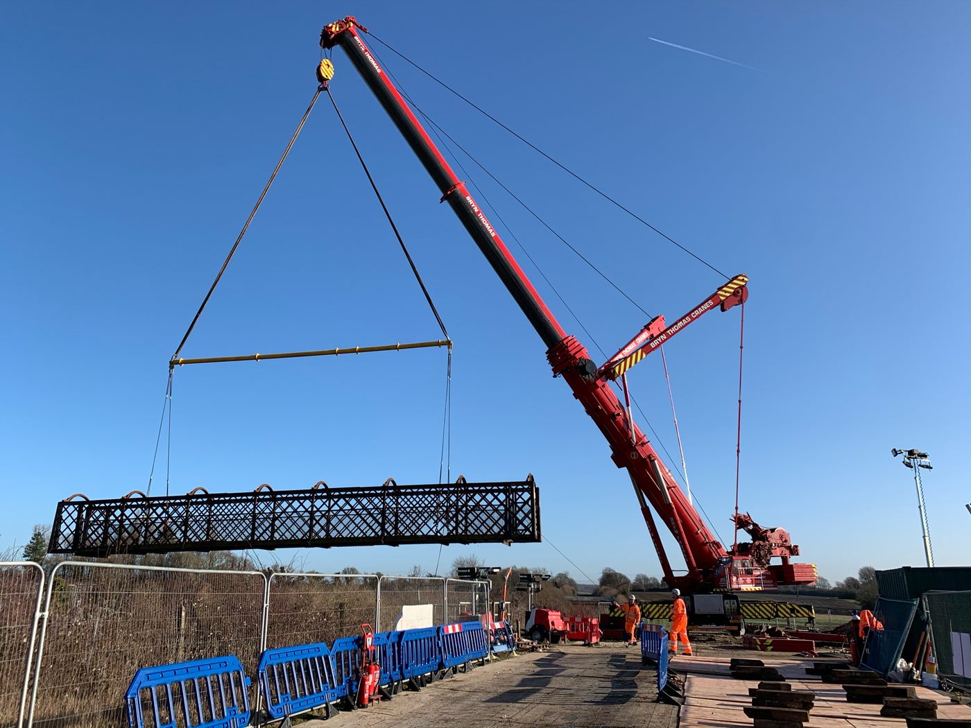 Dyer & Butler Completes Installation of Cobham Footbridge